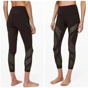 Lululemon Athletica Black Lace Floral Wunder Under Compression Leggings Size 4